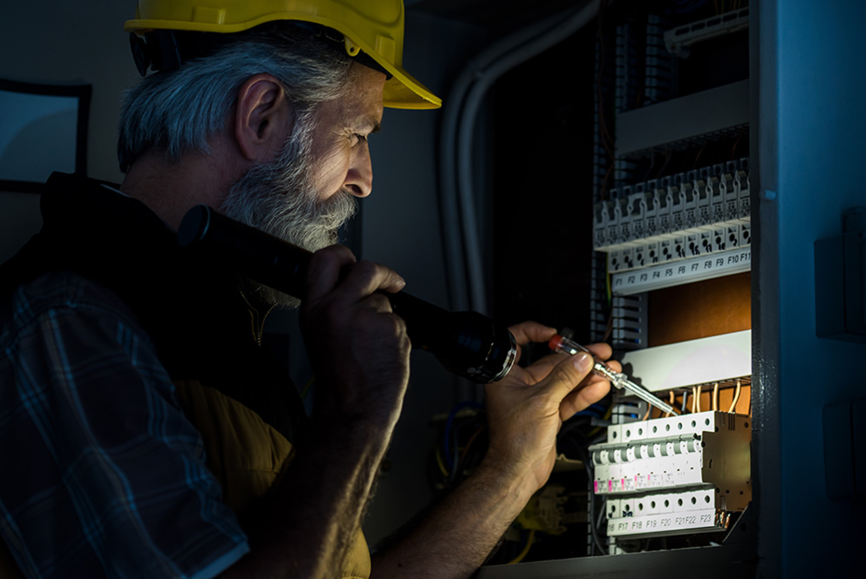 Über­spannungs­schutz bei SJ-Elektrotechnik in Miesbach